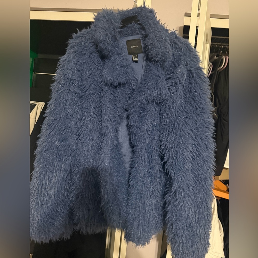 Forever 21 fuzzy faux fur coat size large